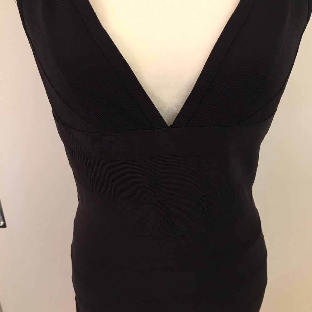 Herve Lager Black Bodycon V Neck Dress, Size Large - Picture 5 of 16